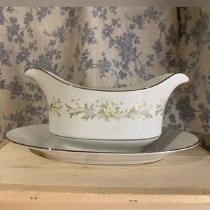 VTG Rhapsody by Grace Fine China Gravy Boat with Attached Underplate Japan